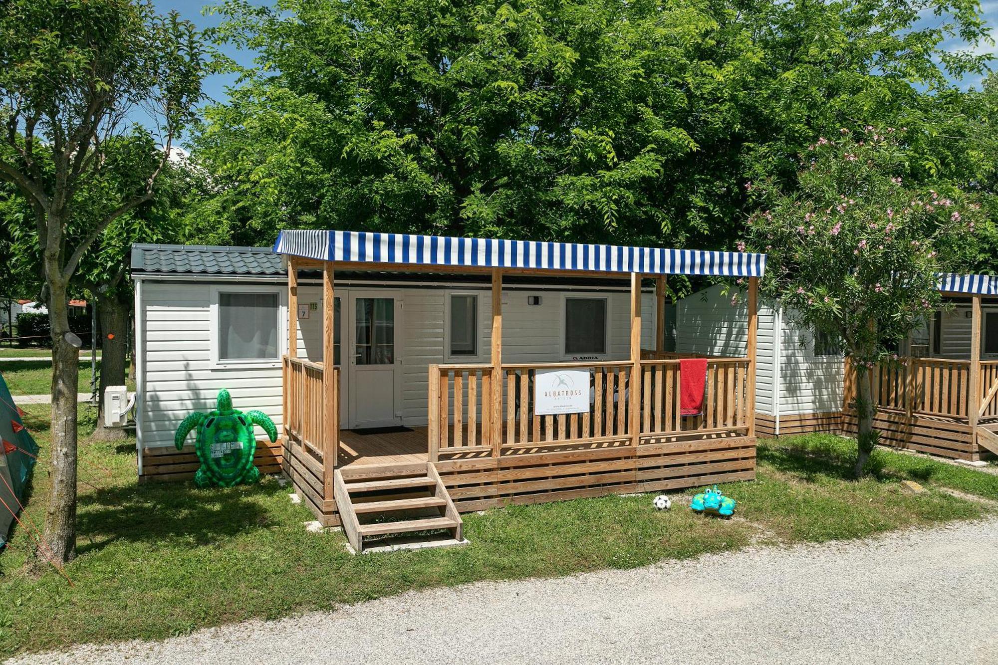 Albatross Mobile Homes On Camping Baia Verde Манерба-дель-Гарда Экстерьер фото