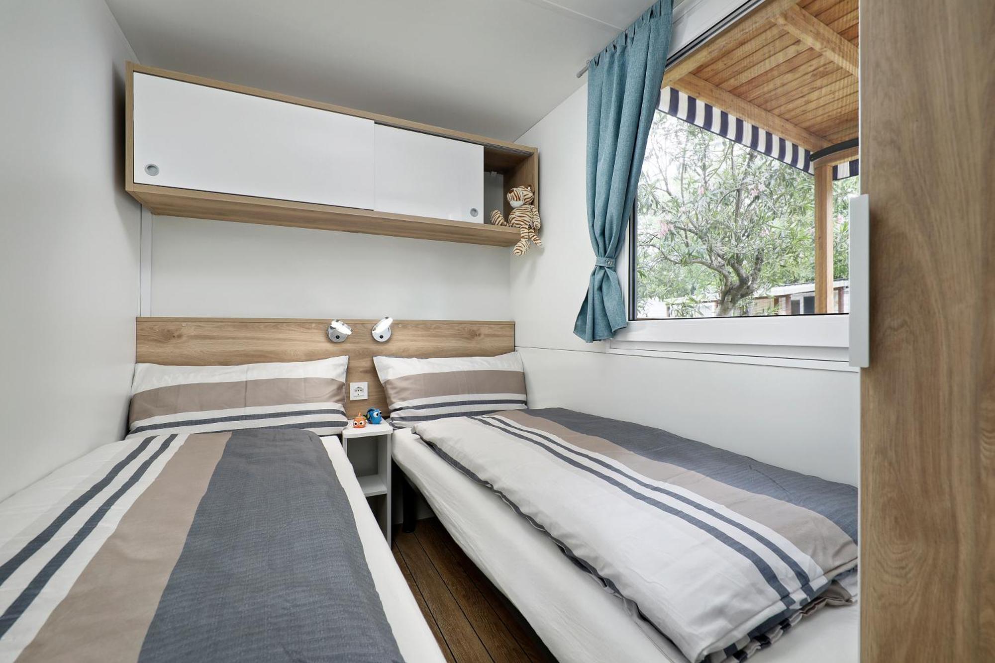 Albatross Mobile Homes On Camping Baia Verde Манерба-дель-Гарда Экстерьер фото